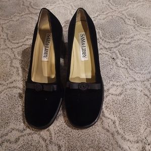 Black velvet Sam & Libby stack heels